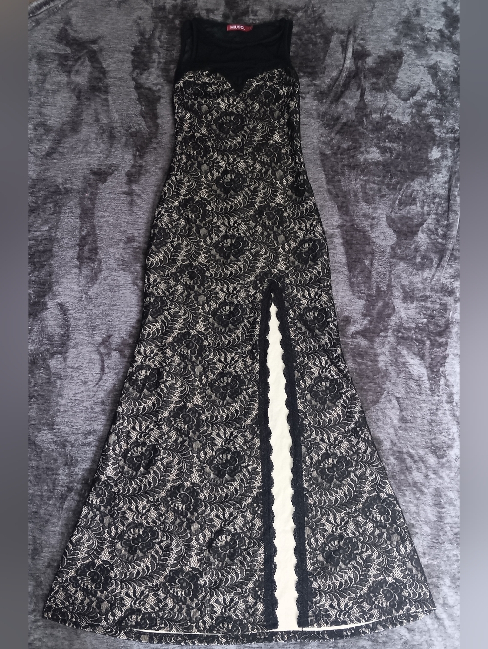 MIUSOL Black/Nude Lace Formal Gown Sleeveless Long Dress Slit Women: Size S